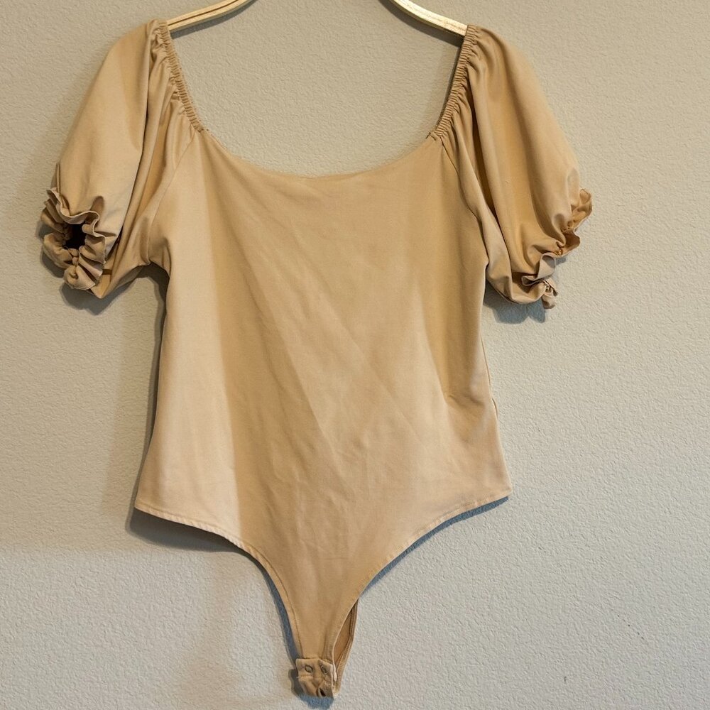 Square Neck Ruffle Puff Sleeve Bodysuit